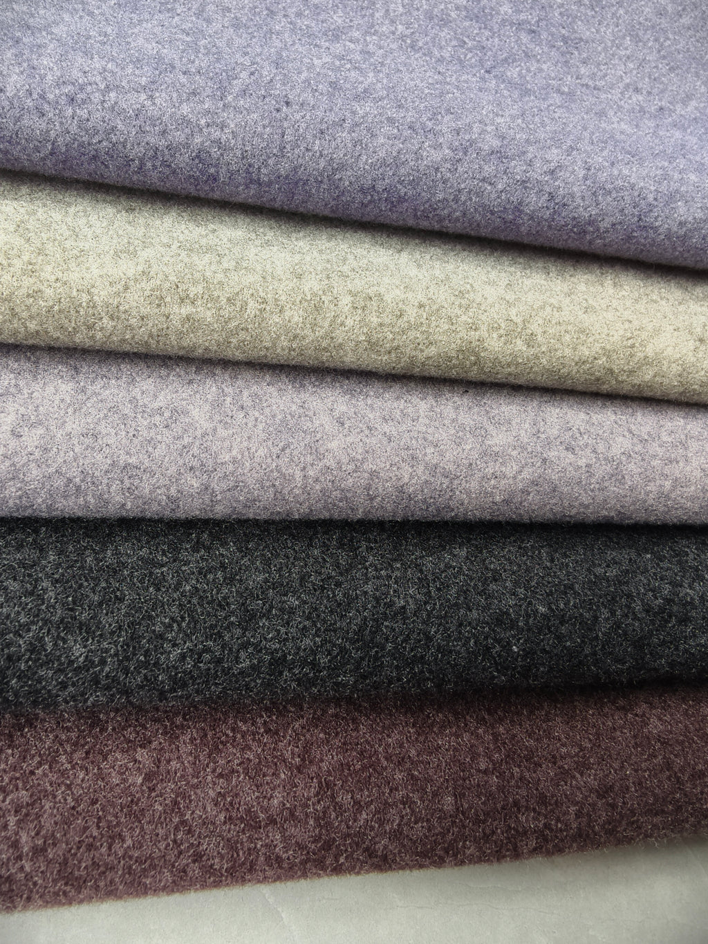 Maille effet lainage en polyester et élasthanne – M93805