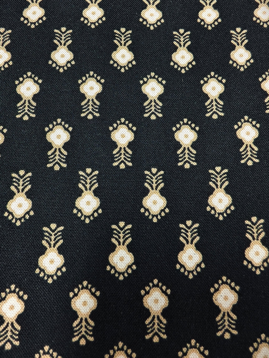 100% Viscose Printed Fabric – M93847