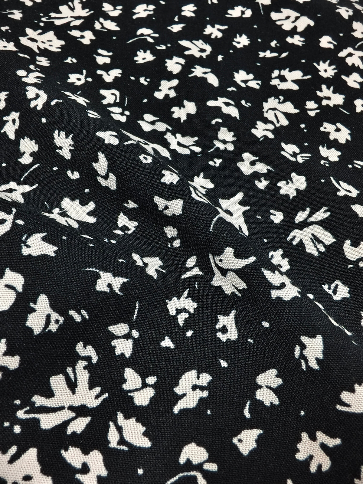 Tissu imprimé 100% viscose – M93847