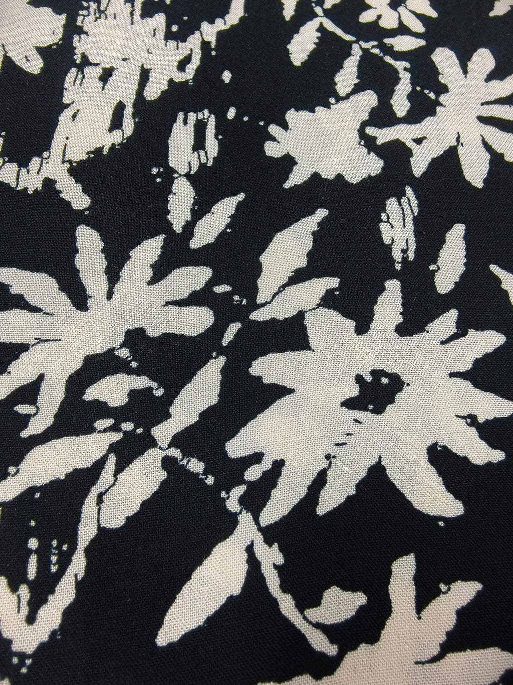 100% Viscose Printed Fabric – M93847