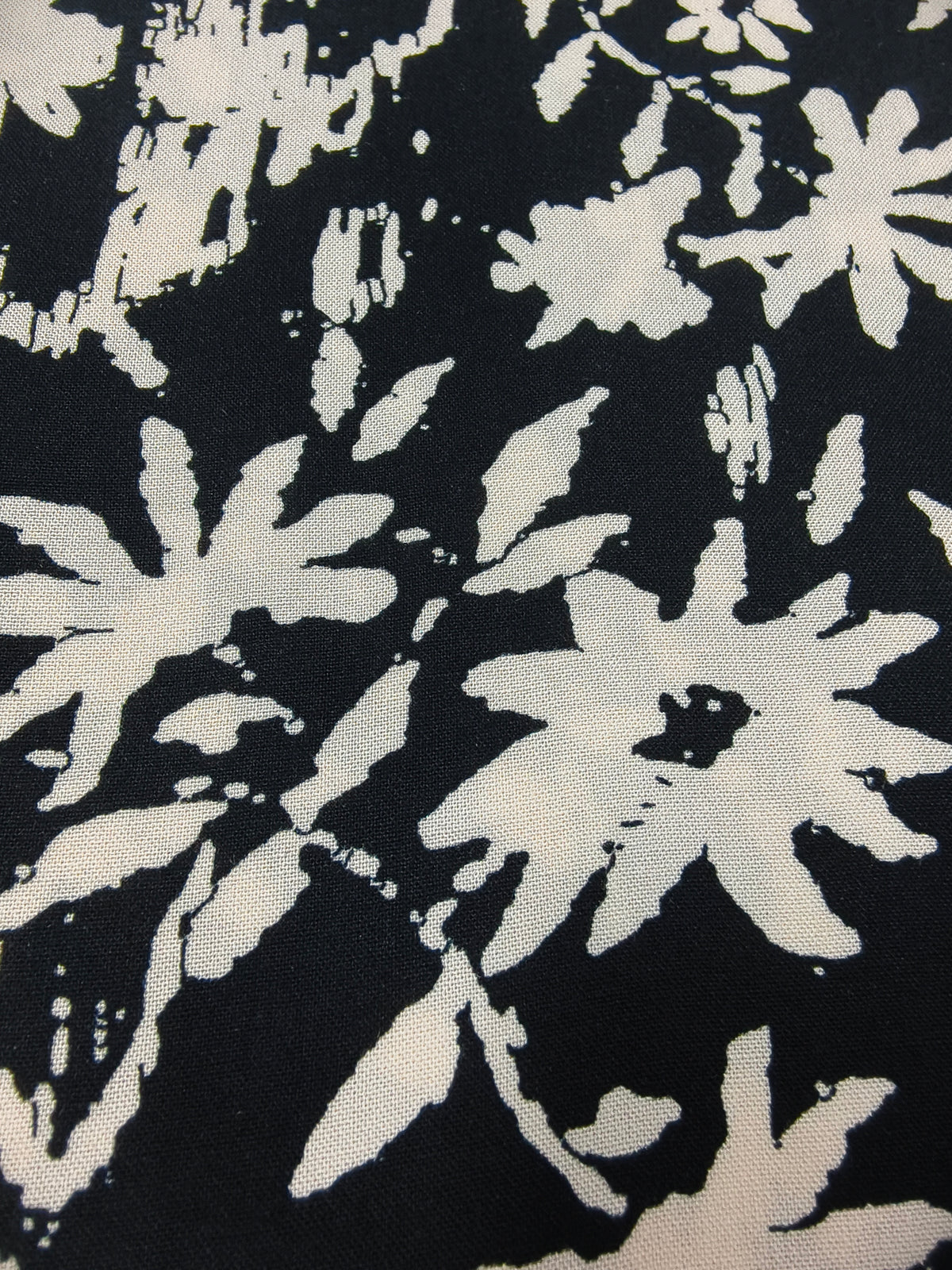 100% Viscose Printed Fabric – M93847