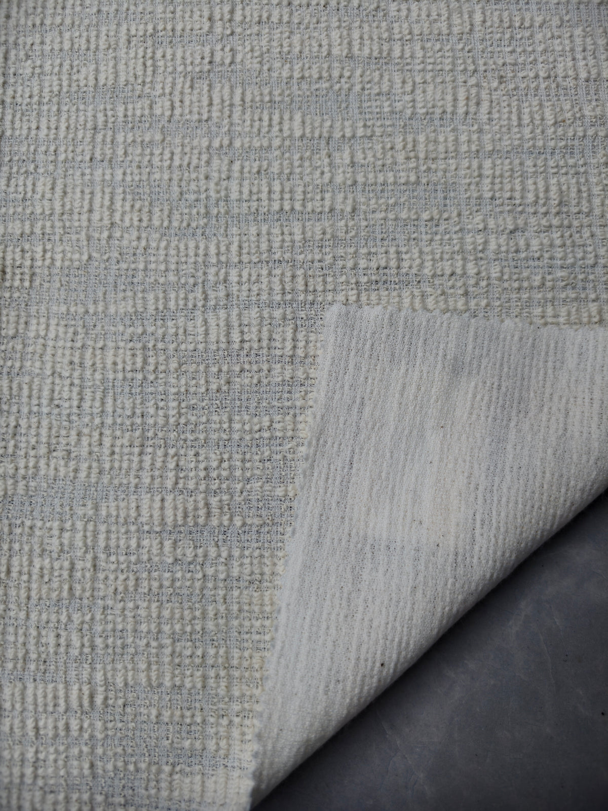Tweed-style textured knit in cotton and polyester – M93557