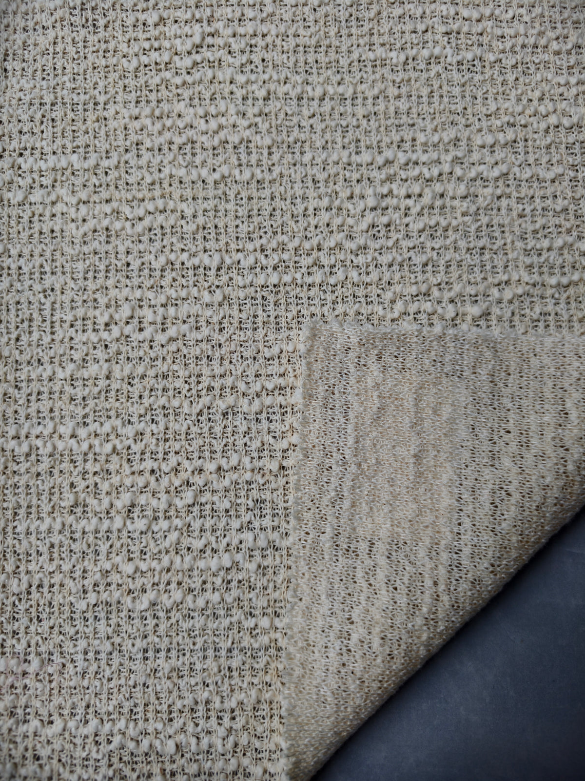 Maille texturée effet tweed en coton et polyester – M93570
