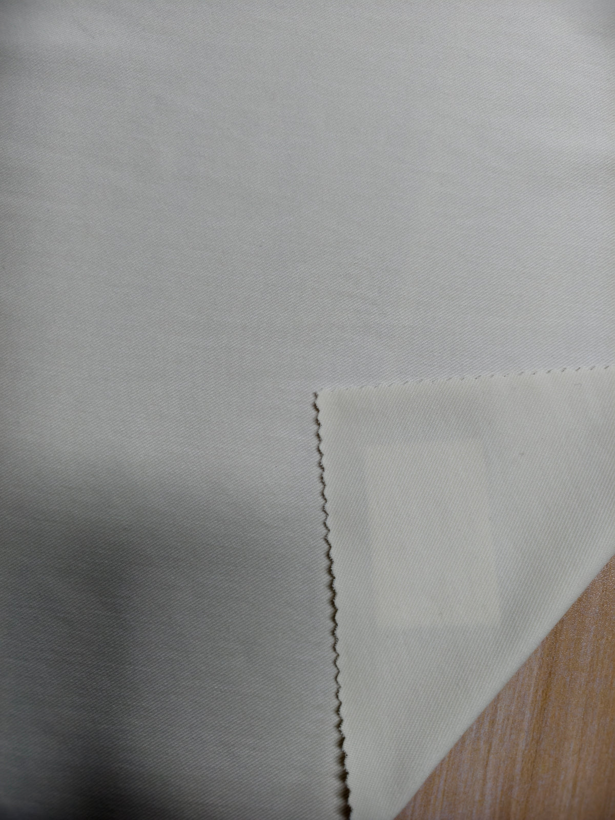 Maille sergée stretch en coton, modal, polyamide et élasthanne – M93850