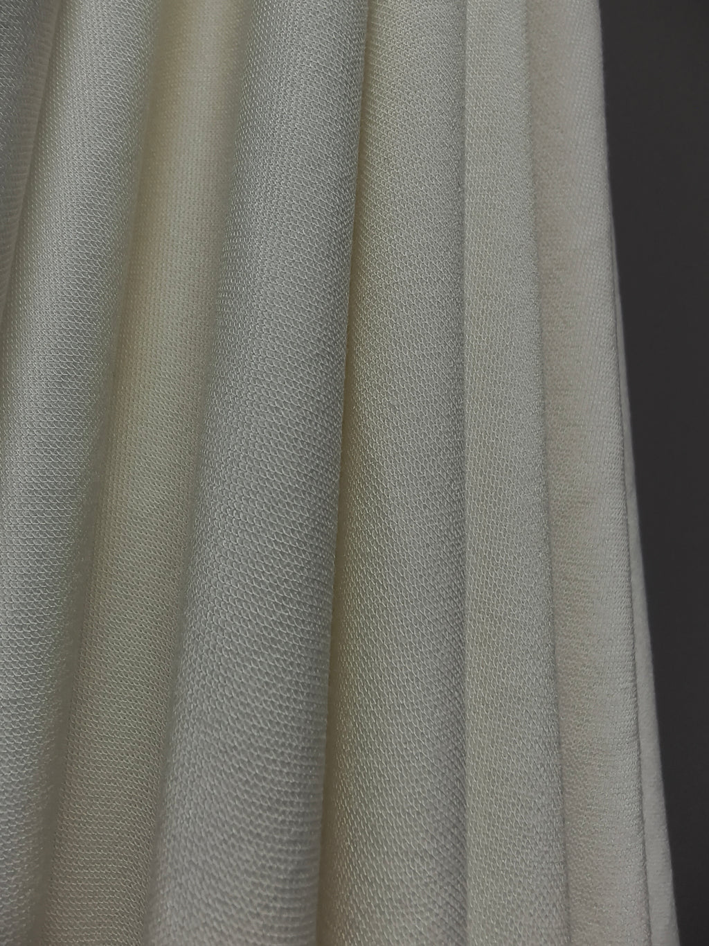 Double-sided viscose, polyester, and elastane twill knit – M93574
