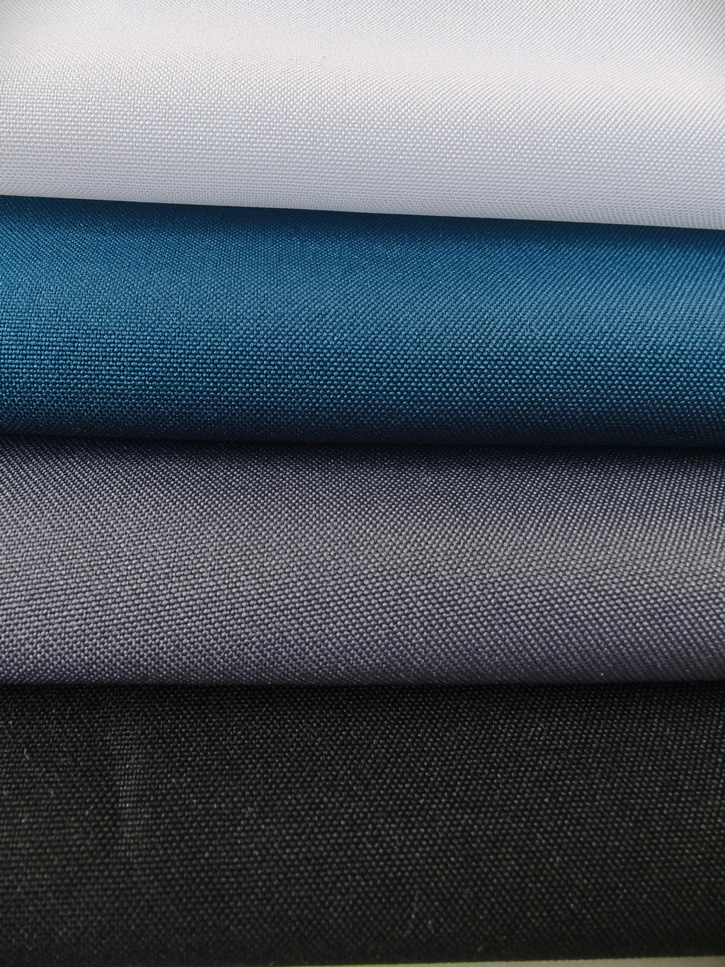 Tissu Burlington grande largeur – 100 % polyester – 280 cm – 150 g/m²