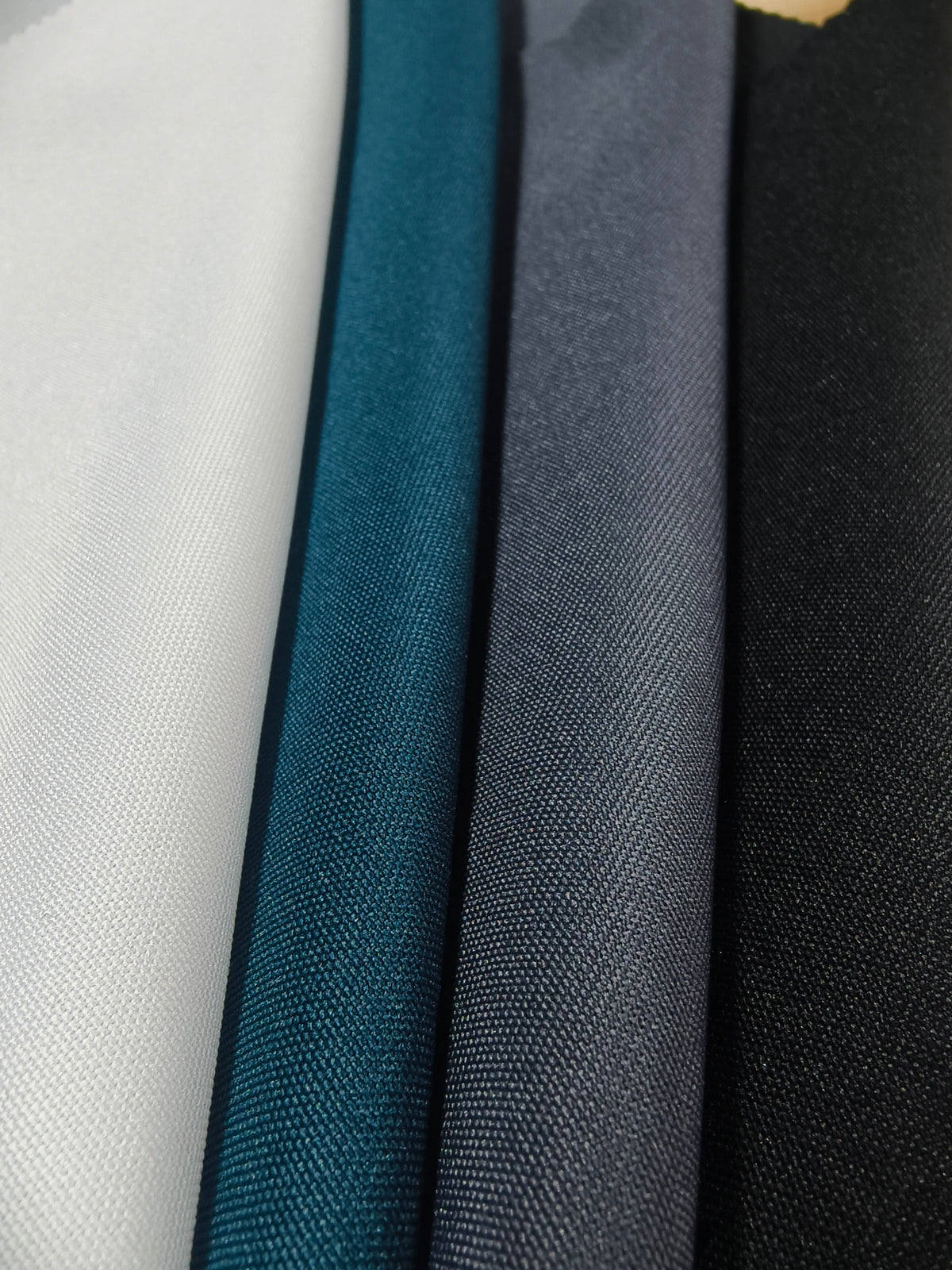 Tissu Burlington grande largeur – 100 % polyester – 280 cm – 150 g/m²