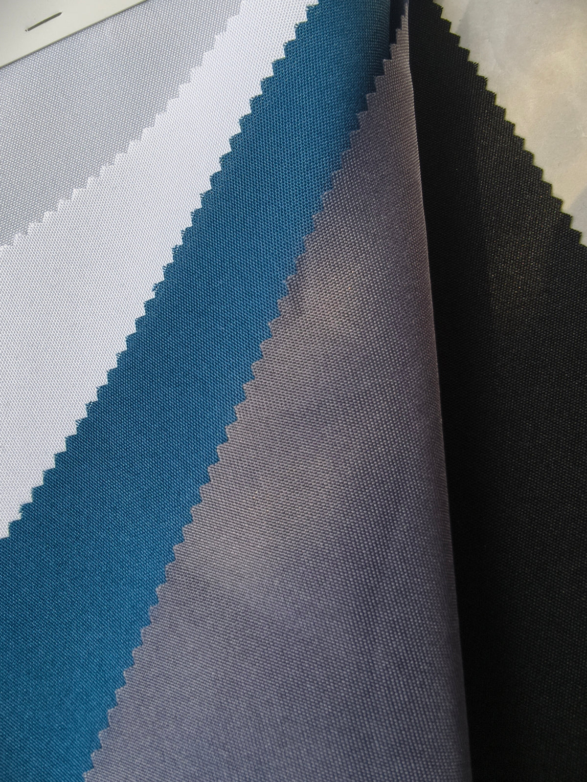 Tissu Burlington grande largeur – 100 % polyester – 280 cm – 150 g/m²