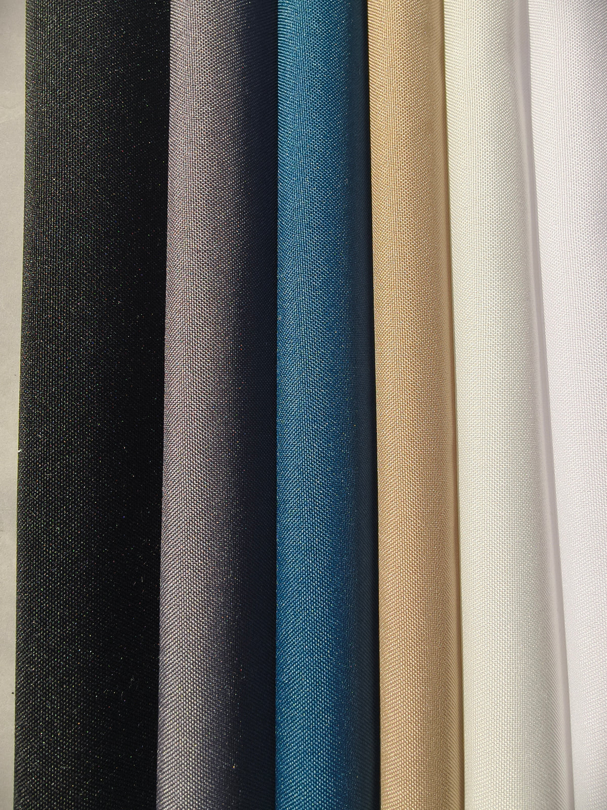 Tissu Burlington – 100 % polyester – 150 cm – 150 g/m²