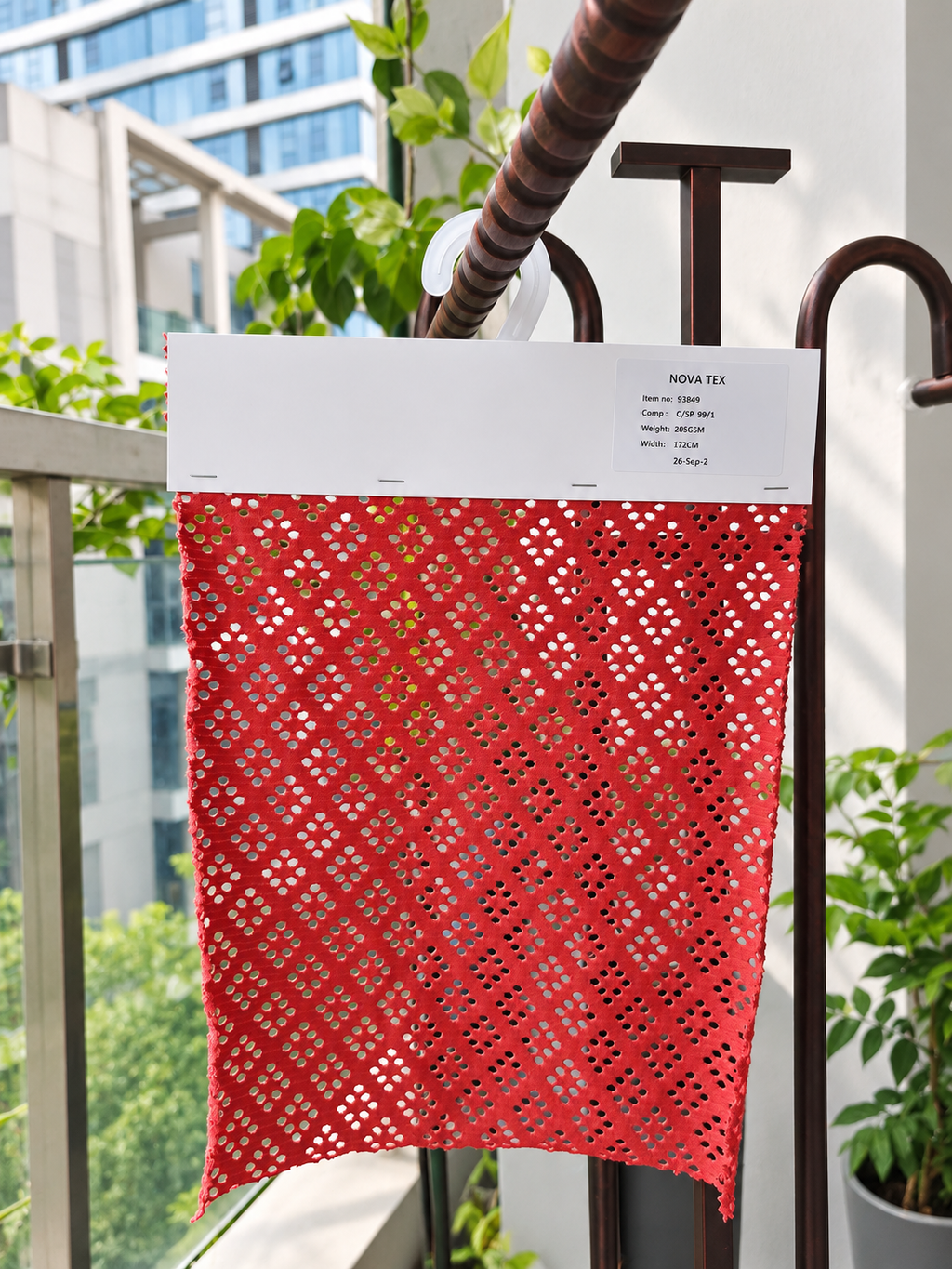 Cotton and elastane openwork knit – M93849